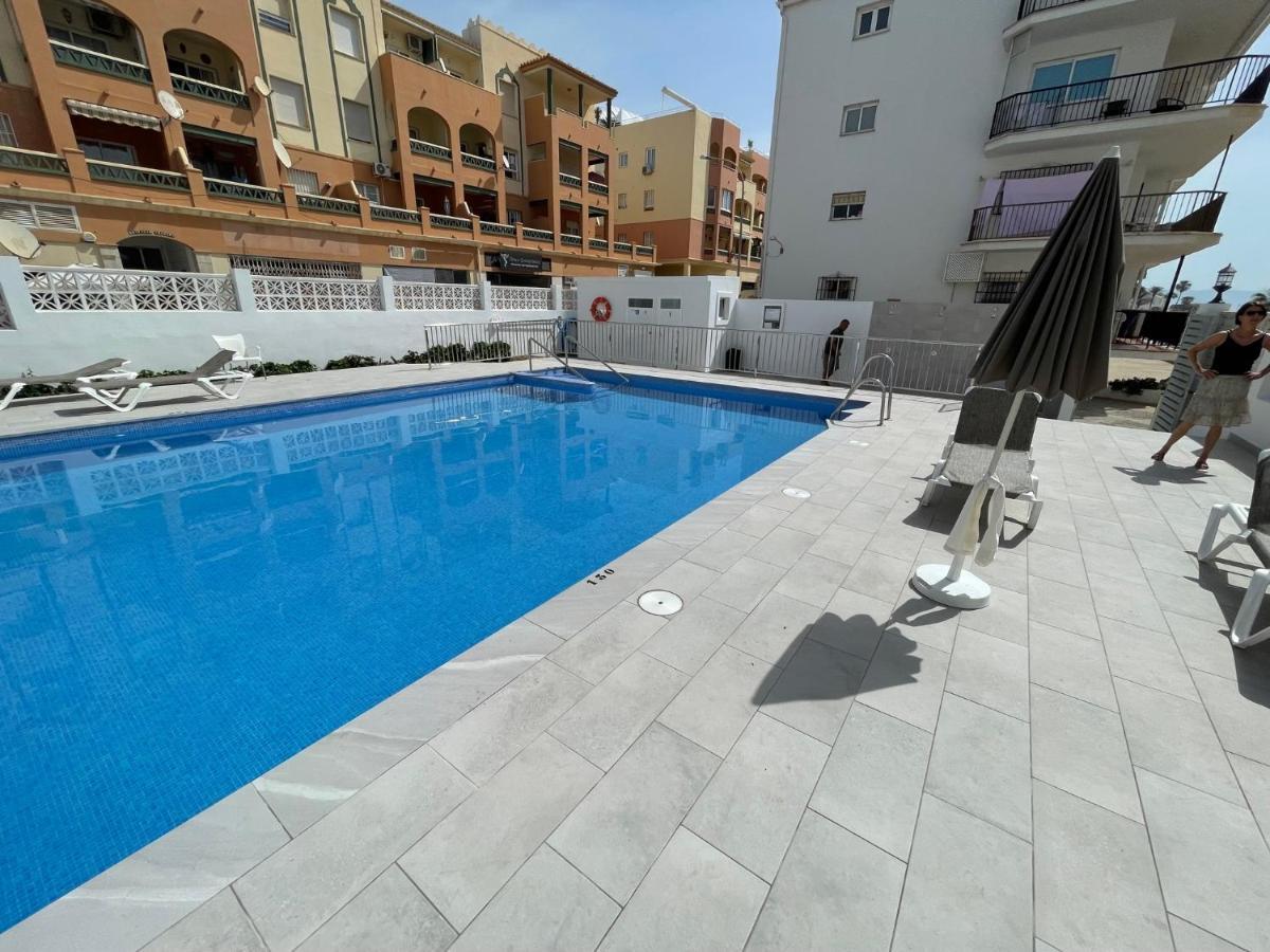 Nerja Sea View Front Line Appartment Torrecila 4P Max Exterior photo